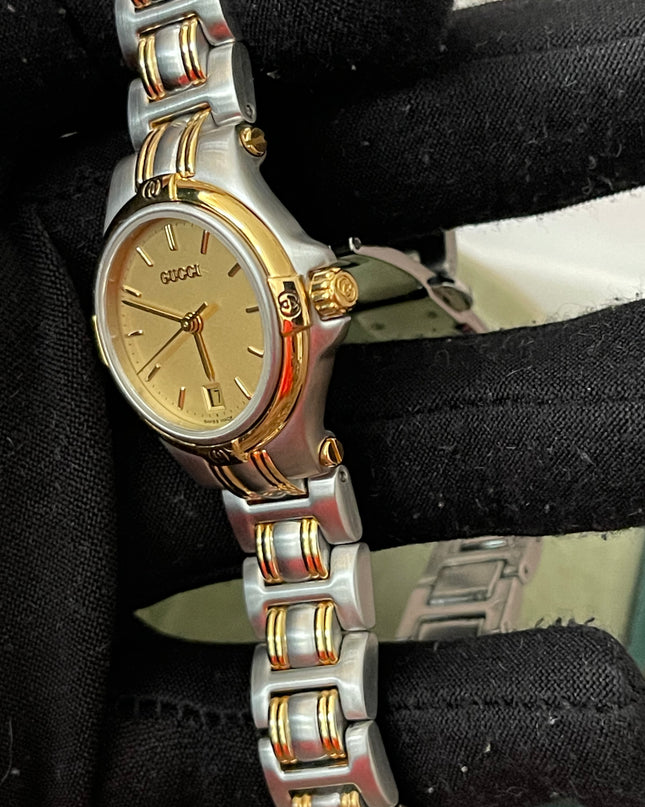 Preloved Authentic Gucci (Vintage) Gold Dial Tone Watch