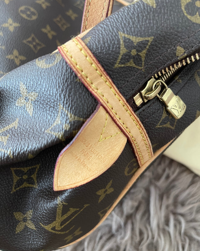 Preloved Authentic Louis Vuitton Montorgueil PM bag in monogram canvas
