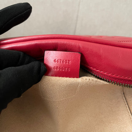 Preloved Authentic Gucci GG Marmont Camera Bag