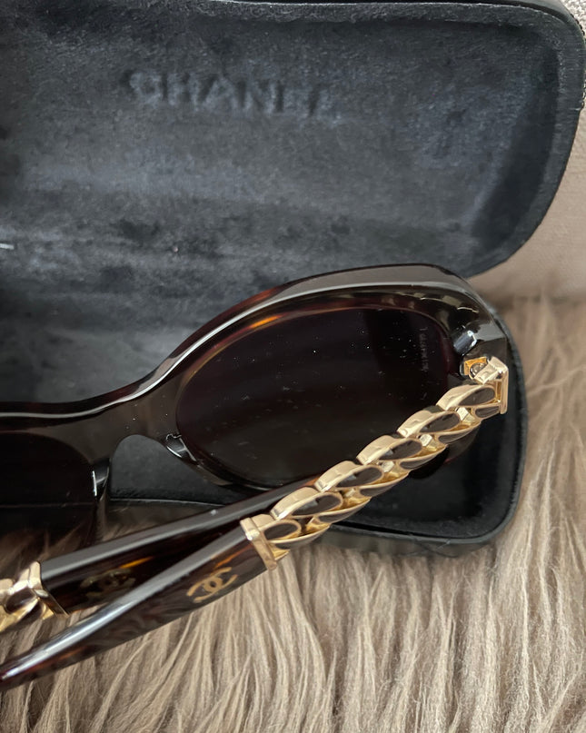 Preloved Authentic Chanel Square Chain Sunglasses