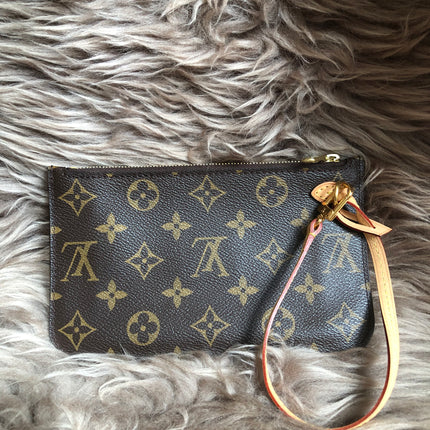 Preloved Louis Vuitton Monogram Neverfull Pouch