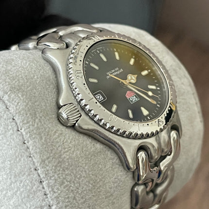 Preloved Authentic TAG Heuer Professional 200M stainless steel watch