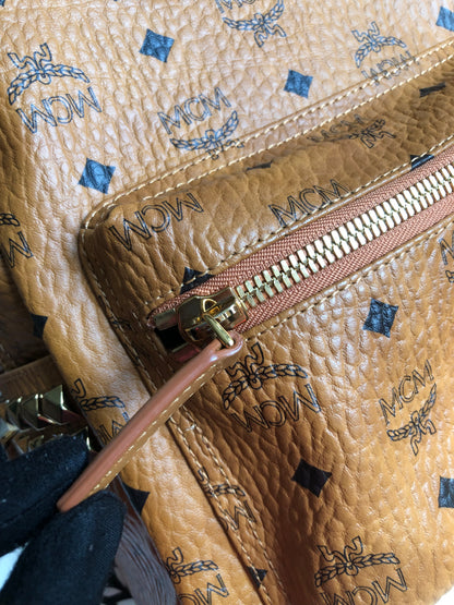 Preloved  MCM Stark Side Studs Backpack