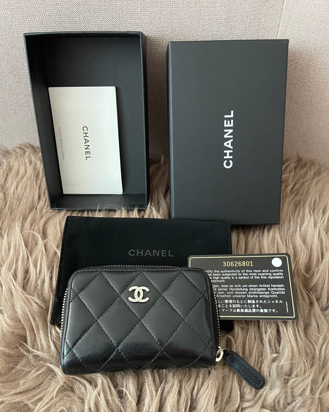 Preloved Authentic Chanel Classic Zipped Coin Purse