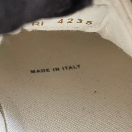 Preloved Authentic Celine Alan Sneaker with Triomphe in Canvas Off-White