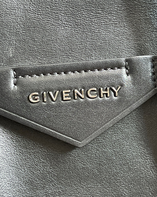 Preloved Authentic Givenchy Antigona Soft Small Bag Black Leather