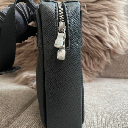 Preloved Authentic Louis Vuitton Taiga Leather Crossbody Bag – Épicéa Green, Silver Hardware