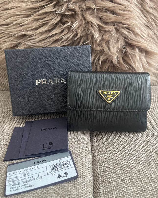 Preloved Authentic Prada Vitello Move Triangle Logo Trifold Wallet – Black