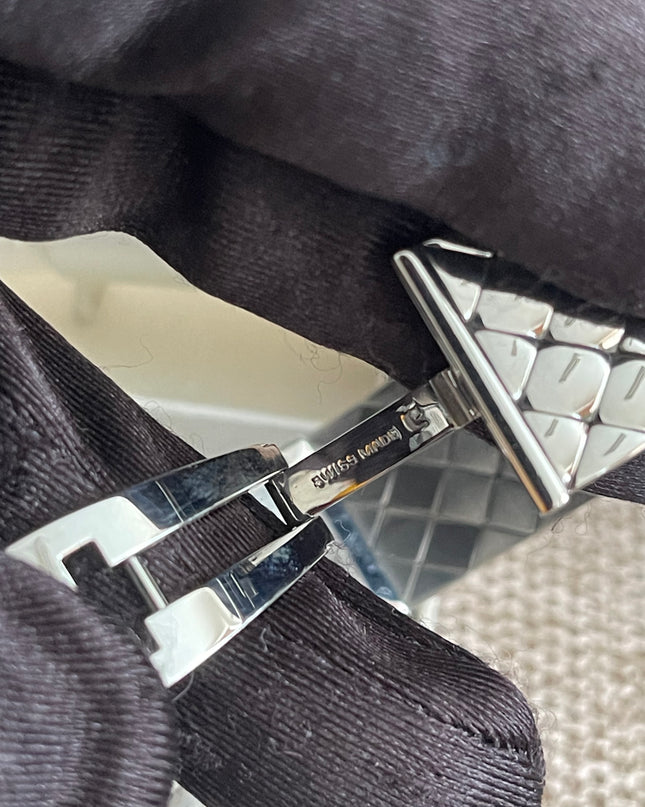 Preloved Authentic Chanel Matelassé Bangle Watch – Silver/Black Dial | Full Set