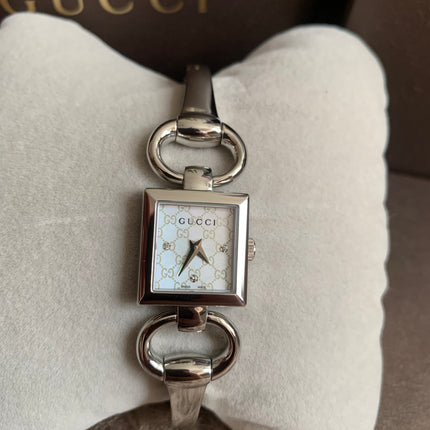 Gucci Tornavoni Women's Watch, 0.7 inch (18 mm), Quartz, White Pearl YA120517