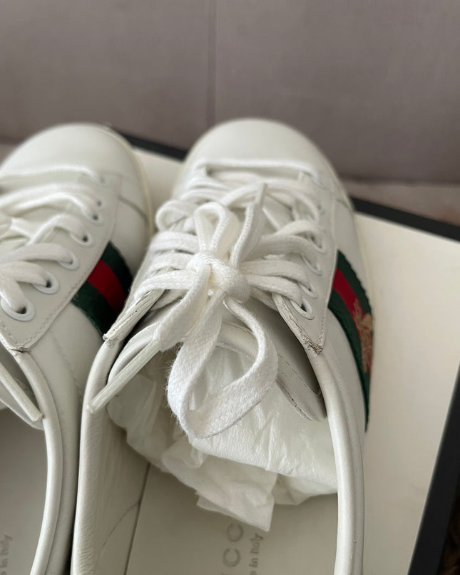 Preloved Authentic Ace Embroidered Low Top Sneakers in Leather SZ35