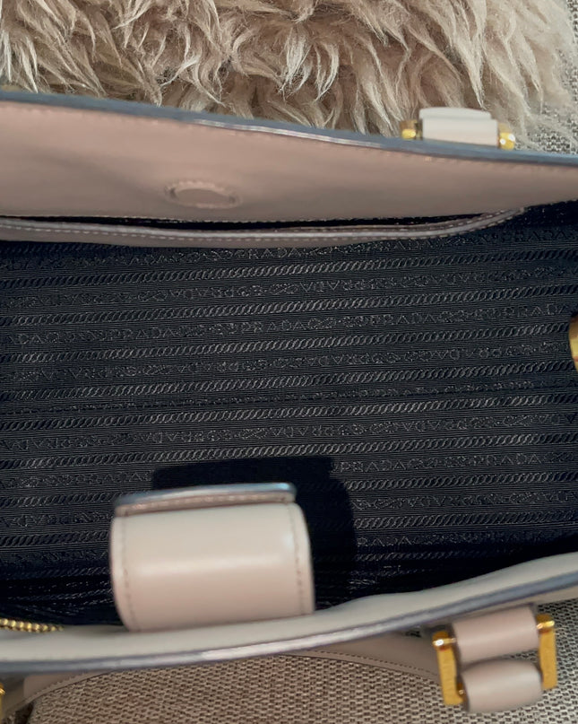 Preloved Authentic Prada Saffiano Lux Tote