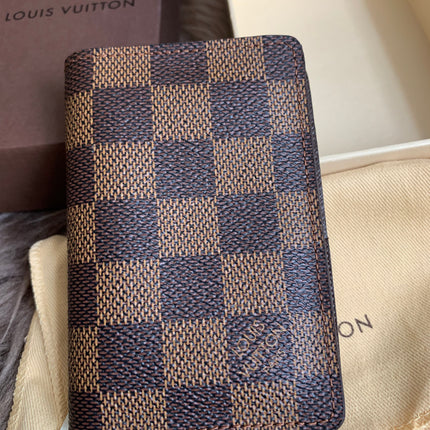 LOUIS VUITTON
Damier Ebene Canvas Pocket Organizer