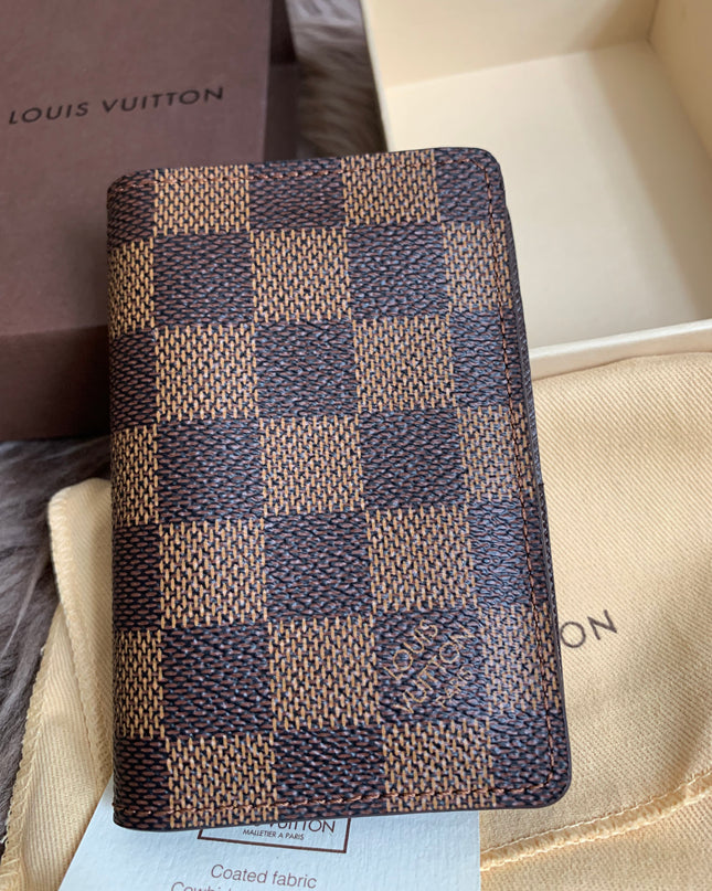LOUIS VUITTON
Damier Ebene Canvas Pocket Organizer