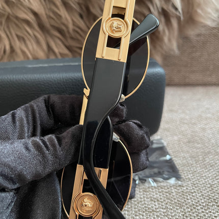 Preloved Authentic Versace Biggie Oval Sunglasses – Black & Gold Medusa, VE2176