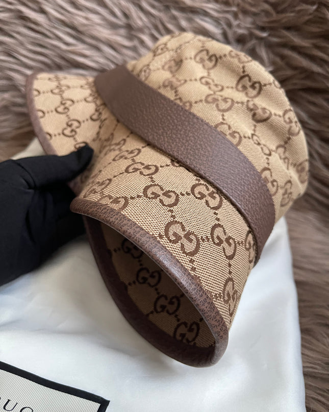 UNUSED GUCCI GG CANVAS BUCKET HAT