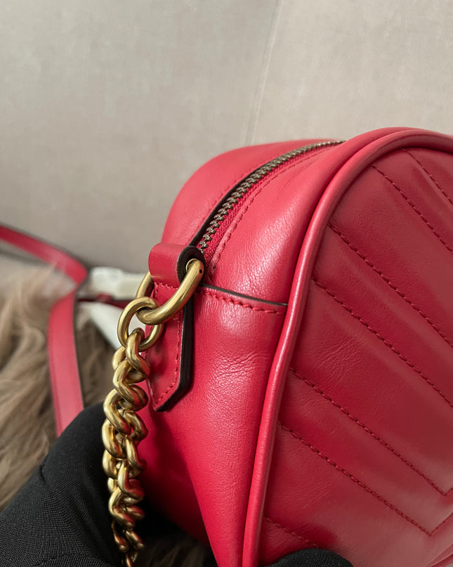 Preloved Authentic Gucci GG Marmont Camera Bag