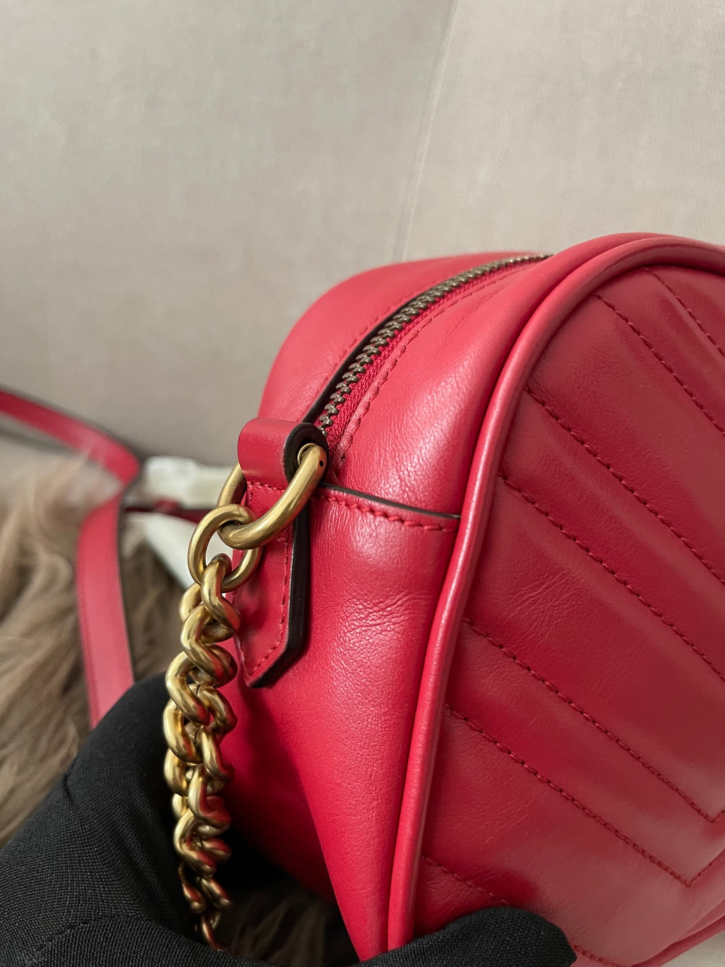Preloved Authentic Gucci GG Marmont Camera Bag