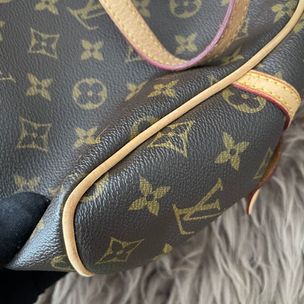 Preloved Authentic Louis Vuitton Montorgueil PM bag in monogram canvas