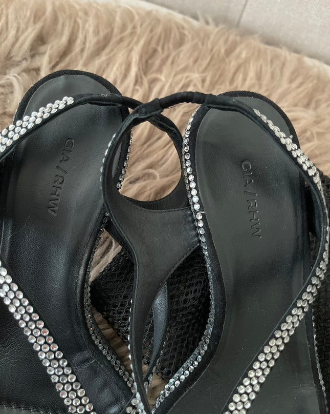 Preloved Authentic GIABORGHINI Rosie 13 70mm thong sandals SZ 35