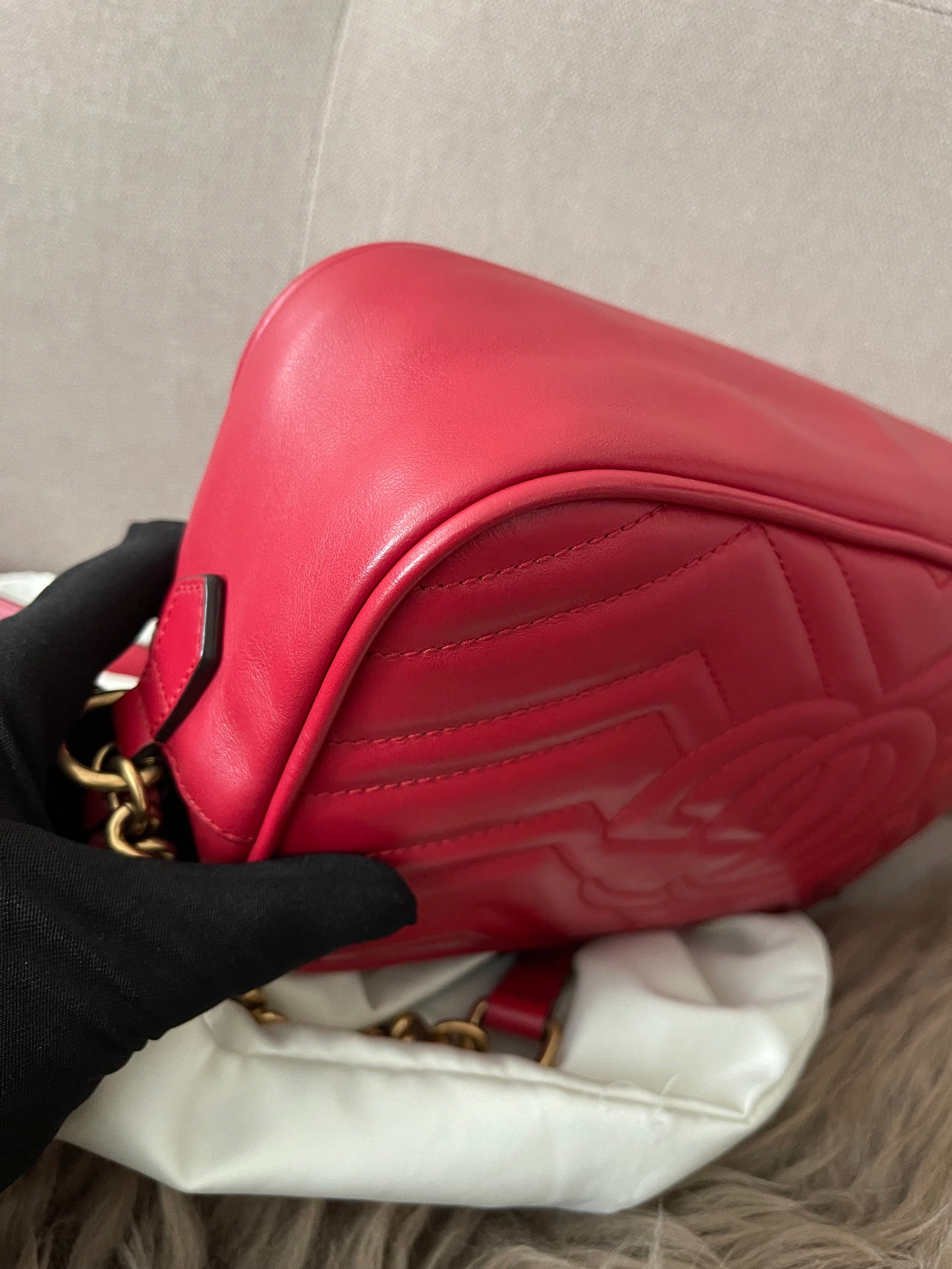 Preloved Authentic Gucci GG Marmont Camera Bag