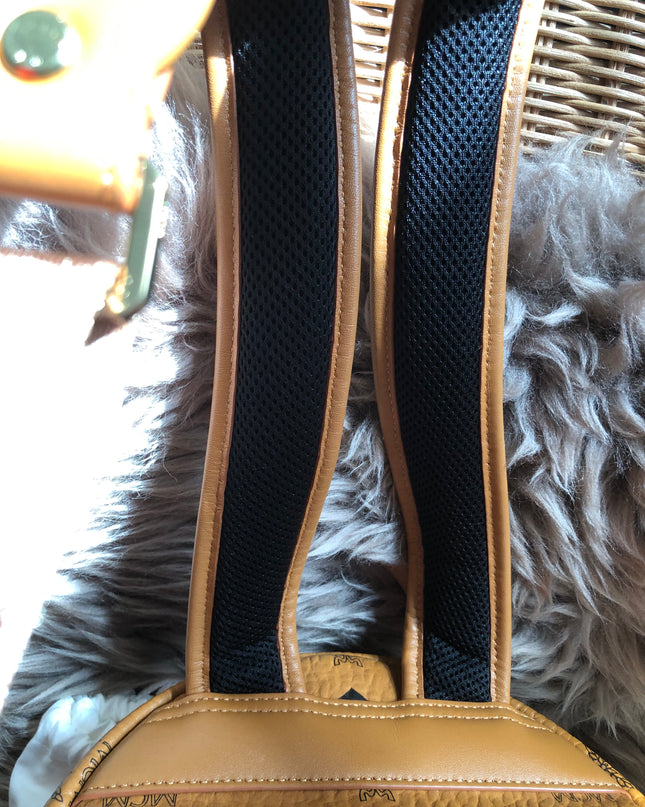 Preloved  MCM Stark Side Studs Backpack