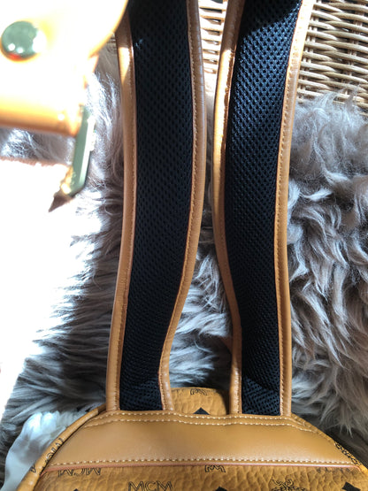 Preloved  MCM Stark Side Studs Backpack