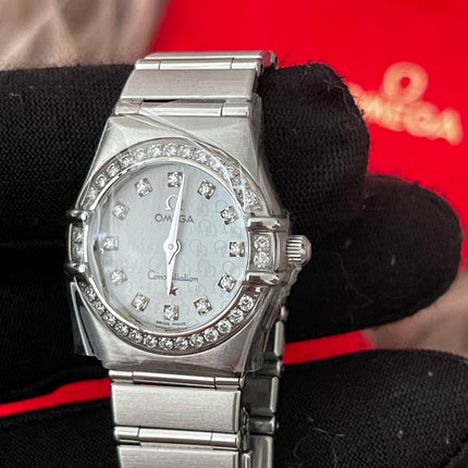 Preloved Authentic Omega Mother Of Pearl Stainless Steel Diamond Constellation