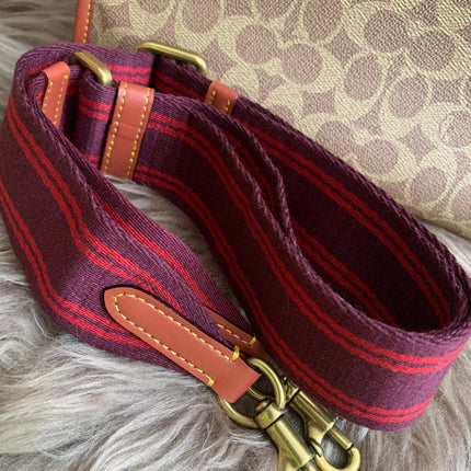 COACH Field Tote in Signature Canvas with Horse & Carriage Print