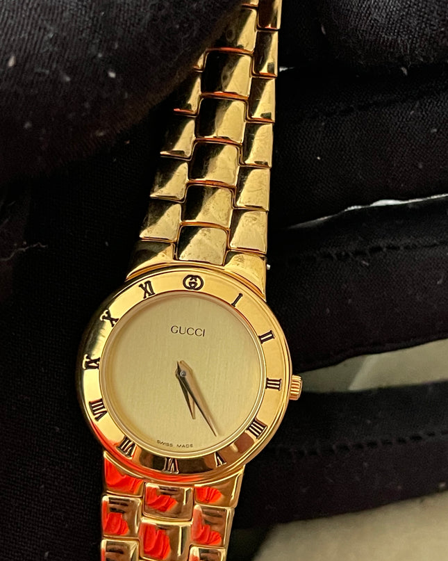 Preloved Authentic Gucci (Vintage) Gold tone metal watch