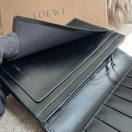 Preloved Authentic Loewe Bifold Wallet Black Grained Leather