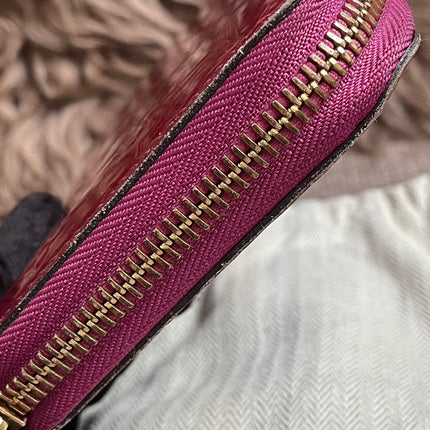 Preloved Authentic Louis Vuitton Vernis Zippy Wallet