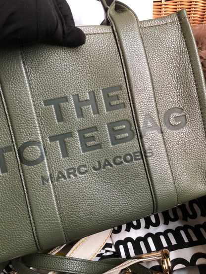 Preloved Marc Jacobs the medium leather tote bag in Green
