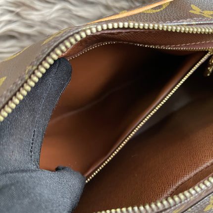 Preloved Louis Vuitton 2005 Nil messenger bag