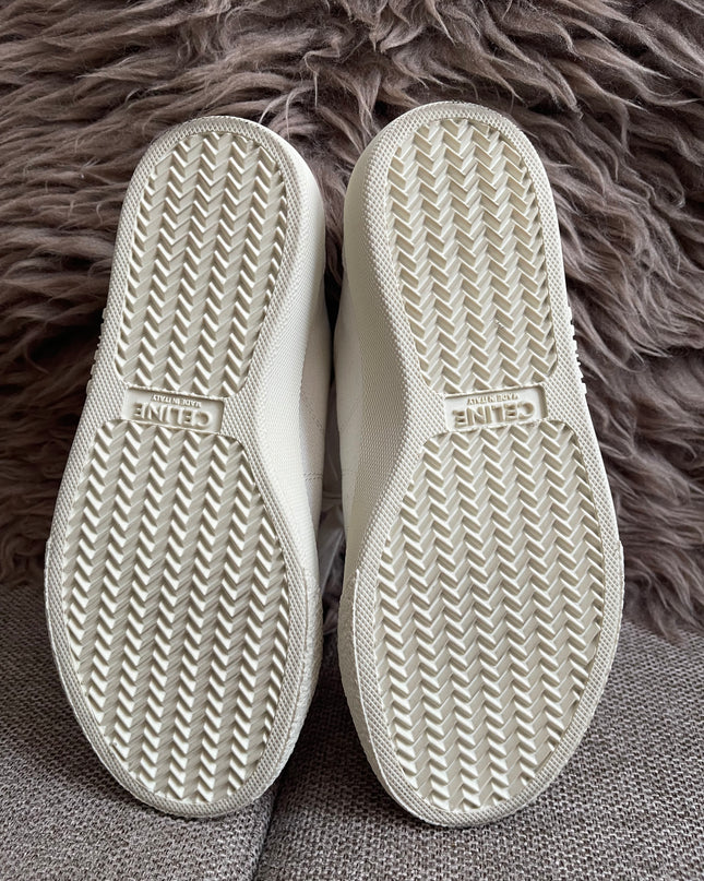 Preloved Authentic Celine Alan Sneaker with Triomphe in Canvas Off-White