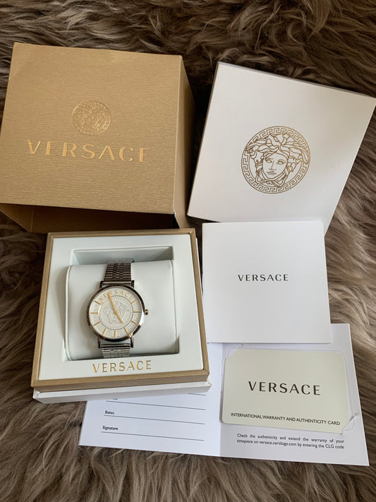 VERSACE V-ESSENTIAL VEK4005/21
Women's watch