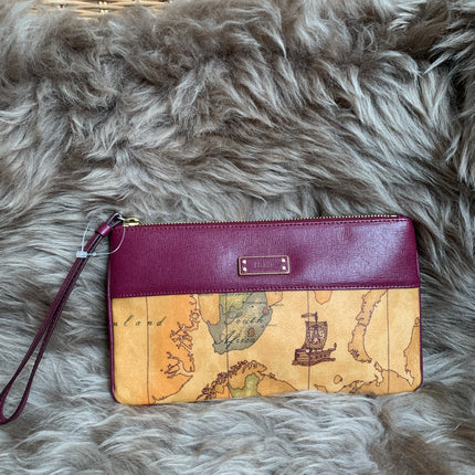 Prima Classe Alviero Martini Wristlet