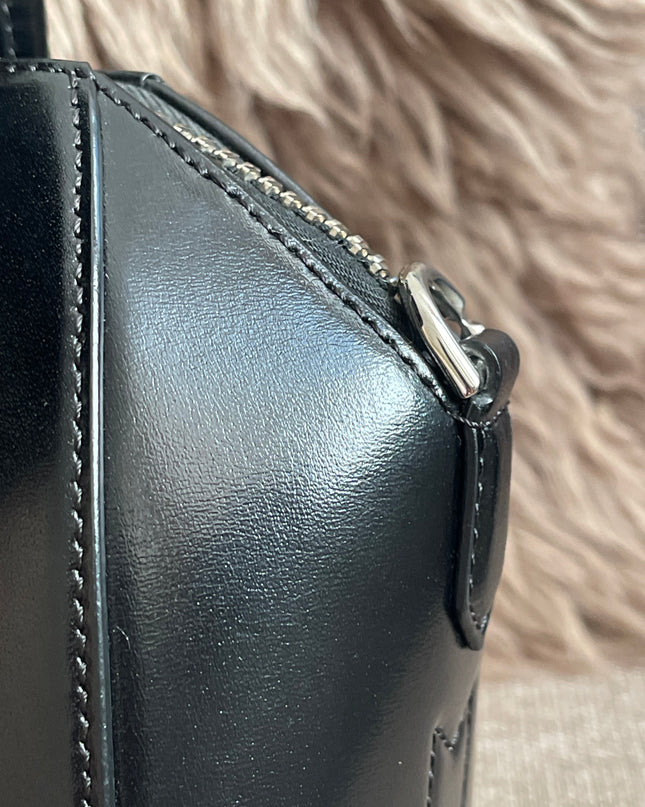 Preloved Authentic Givenchy Mini Antigona Bag Black Calf Leather