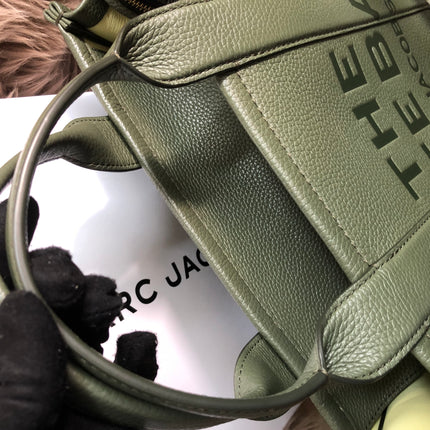 Preloved Marc Jacobs the medium leather tote bag in Green