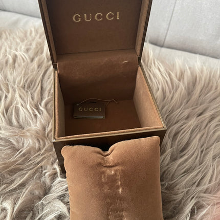 Authentic Preloved Gucci Bangle Watch