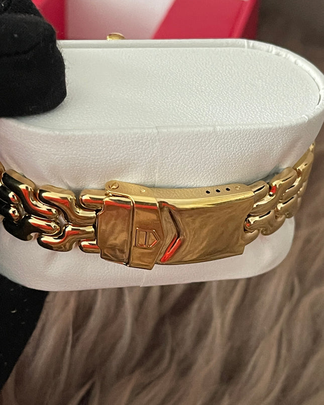 Preloved Authentic TAG Heuer Professional 200M Watch