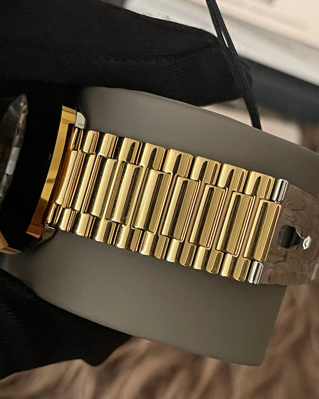 Preloved Authentic RADO
Men's Diastar Original Quartz