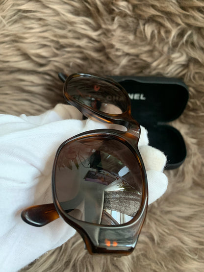 Chanel 2000s CC tortoiseshell sunglasses