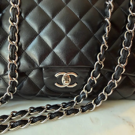 Preloved Authentic CHANEL Jumbo Quilted Single Flap Lambskin Black Silver Hardware