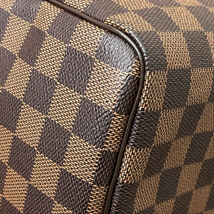 Preloved Authentic Louis Vuitton Speedy 30 handbag in the classic Damier Ebene