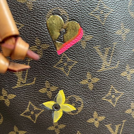 Preloved Authentic Louis Vuitton NéoNoé BB — Monogram Love Lock (Limited Edition)