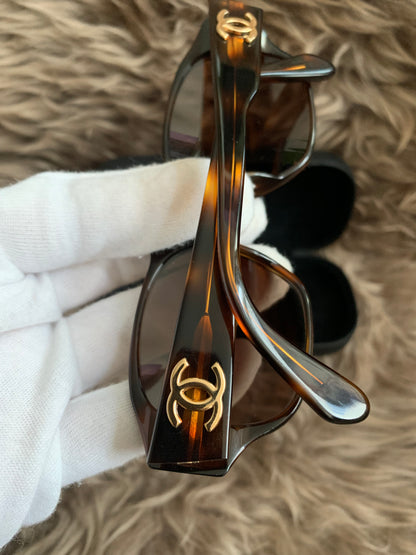 Chanel 2000s CC tortoiseshell sunglasses