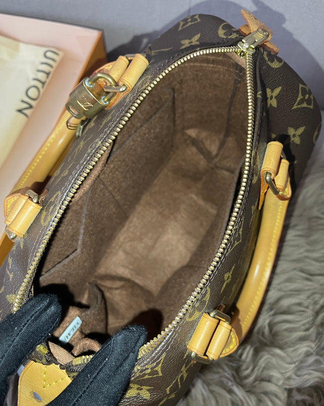 Preloved Authentic Louis Vuitton Speedy 25