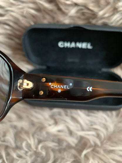 Chanel 2000s CC tortoiseshell sunglasses