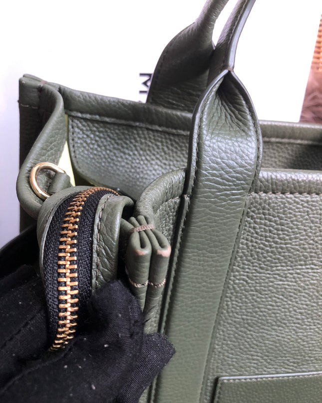 Preloved Marc Jacobs the medium leather tote bag in Green